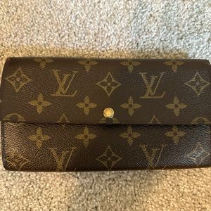 LV wallet